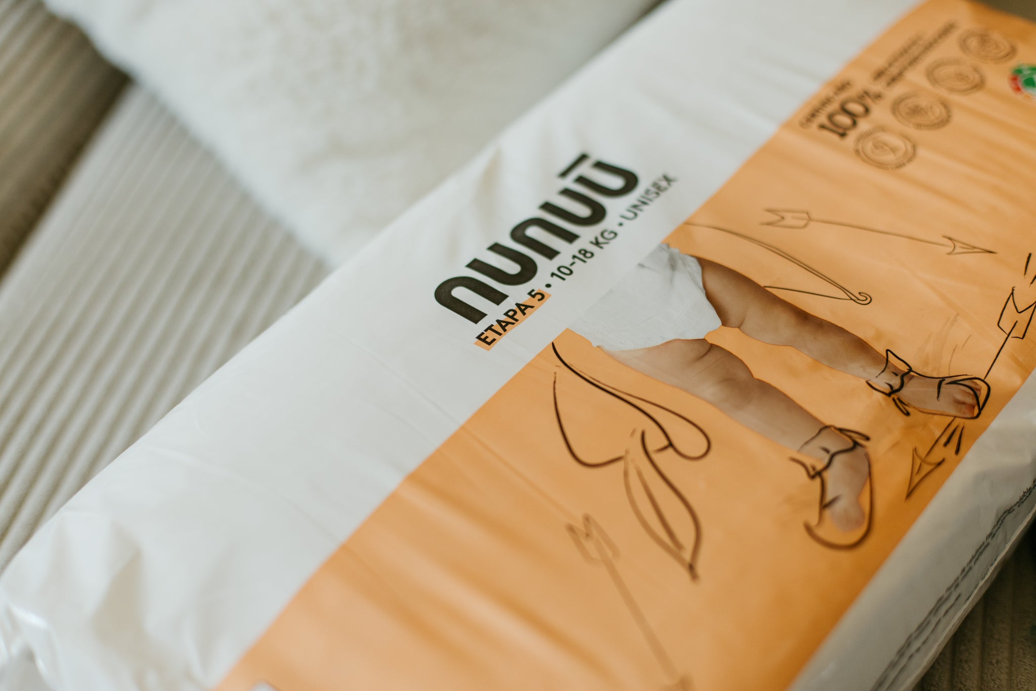 foto acercamiento bolsa de pañales Etapa 5 Nunuū